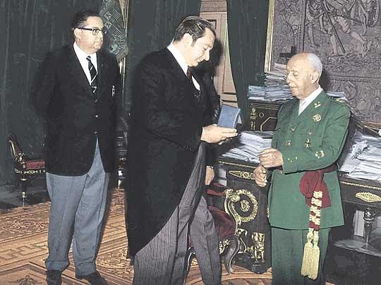 insignia del barça a franco