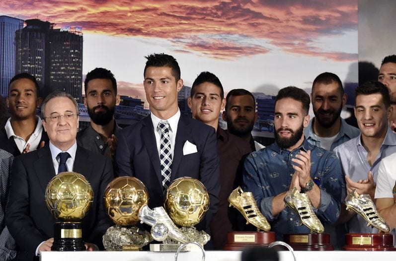 Homenaje-Cristiano-Ronaldo_LNCIMA20151002_0098_5
