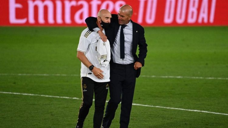 Zidane y Bettoni celebran el título de Liga.
