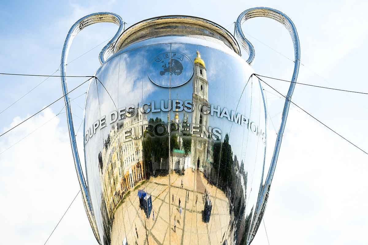 Champions gigante