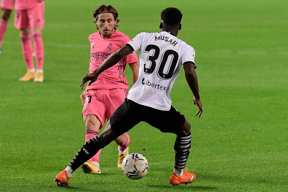 Modric caño