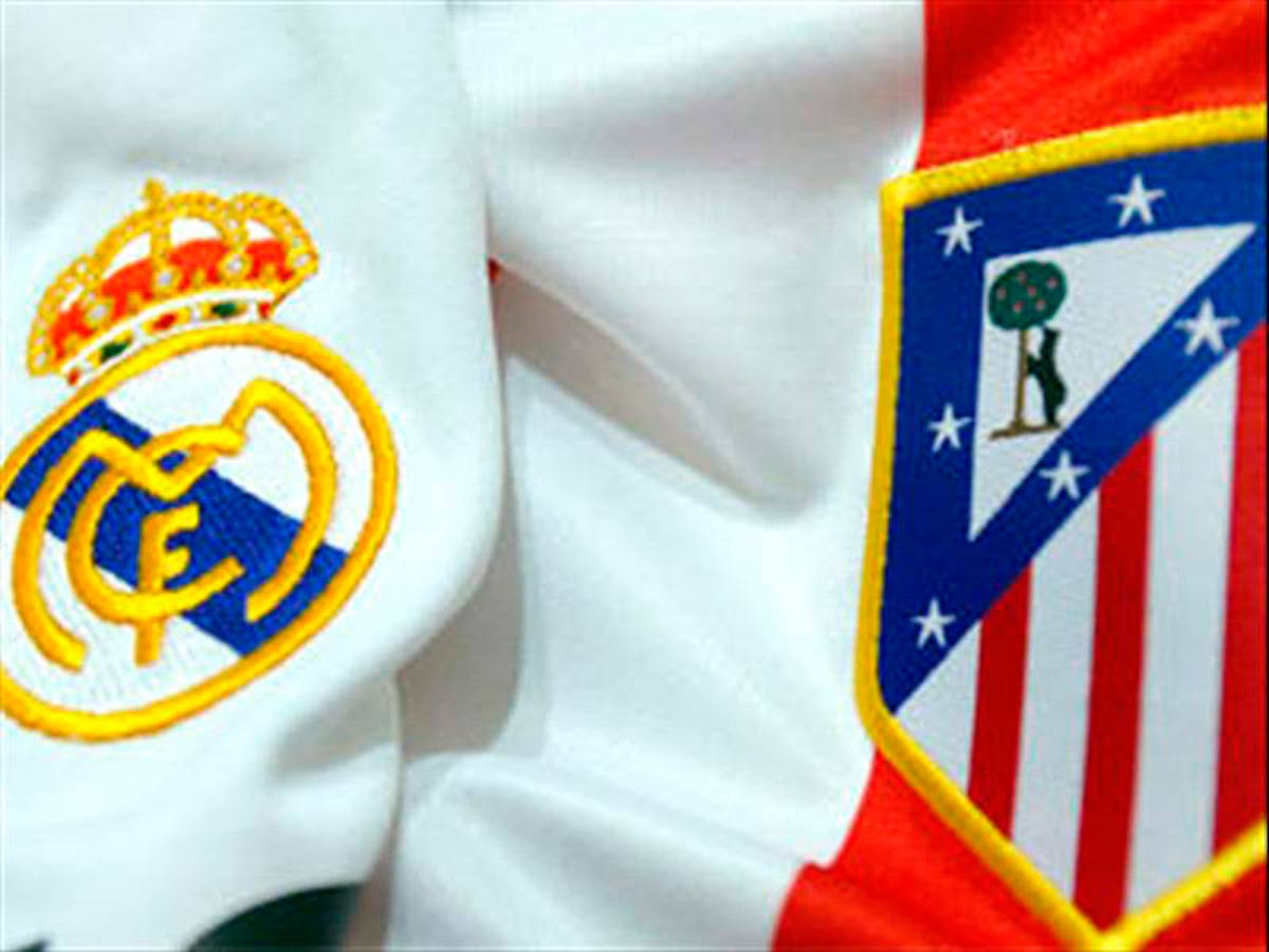 Derbi escudos