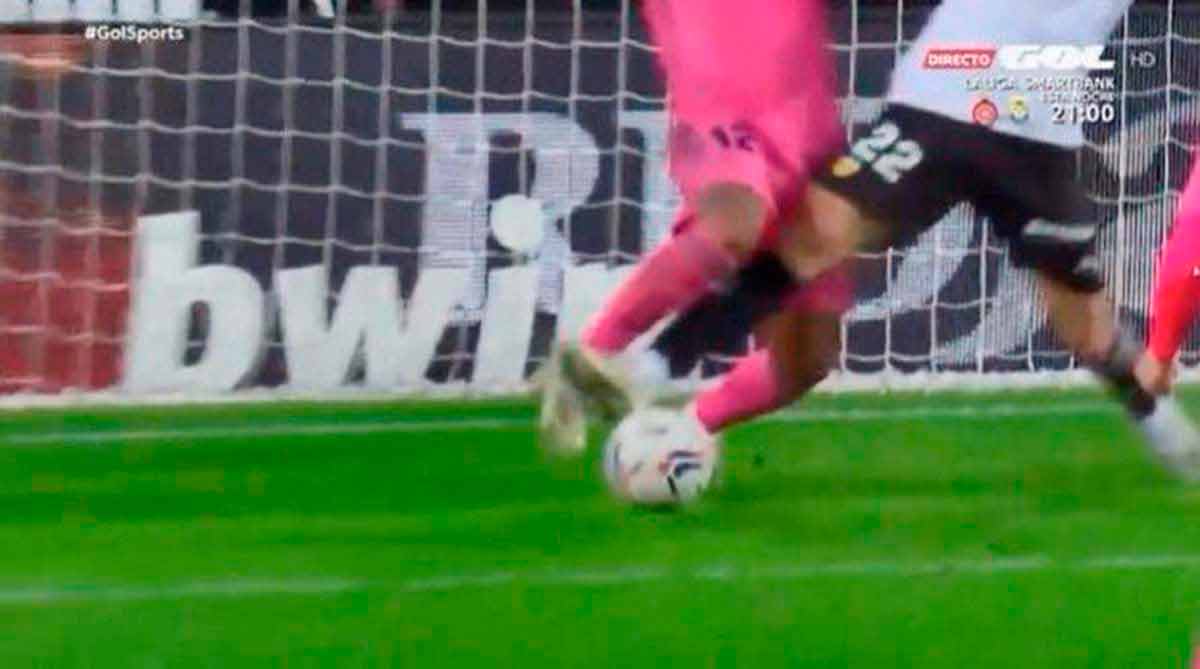 Penalti Marcelo en Valencia