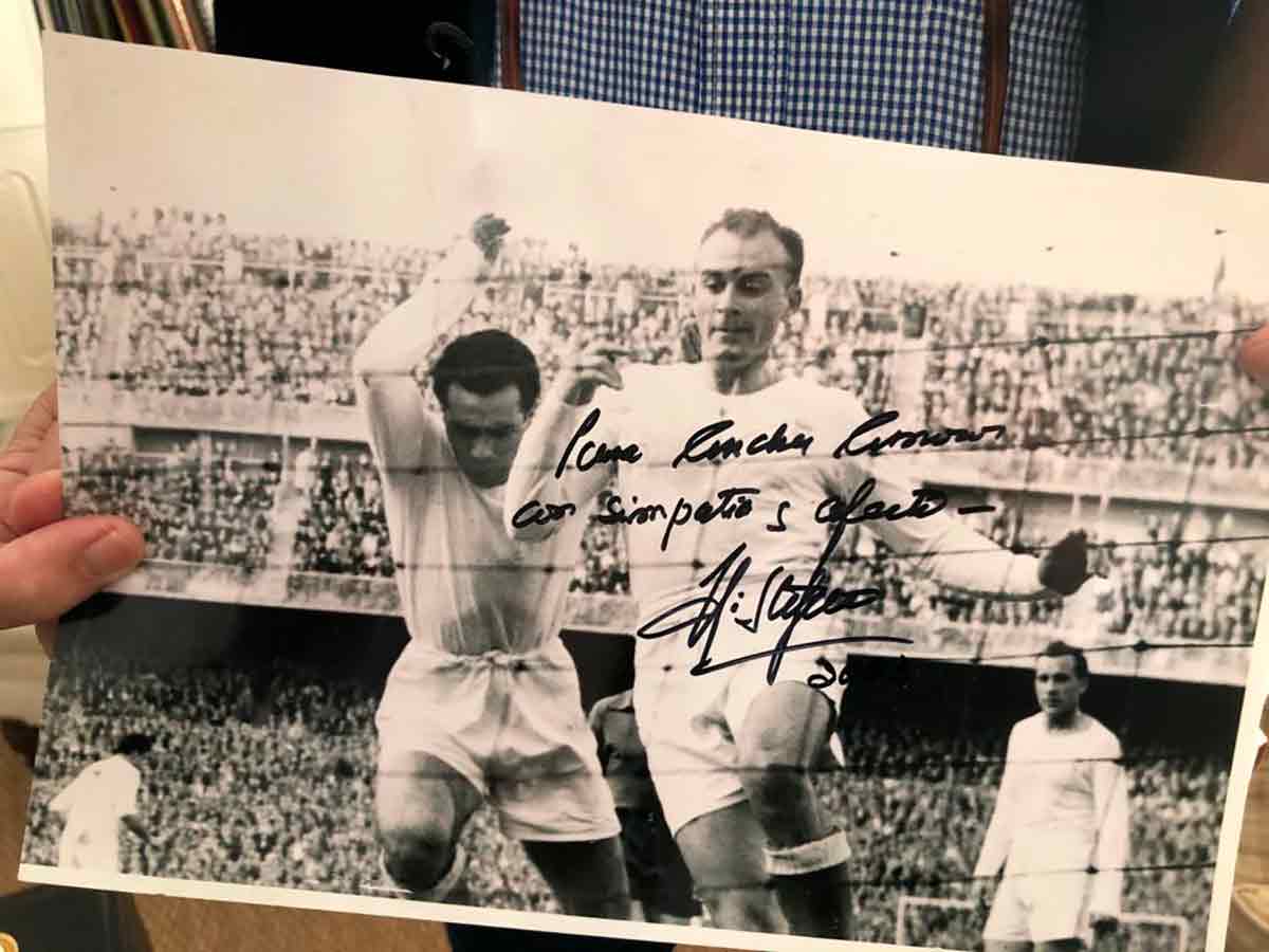 Autógrafo Di Stéfano Amorós