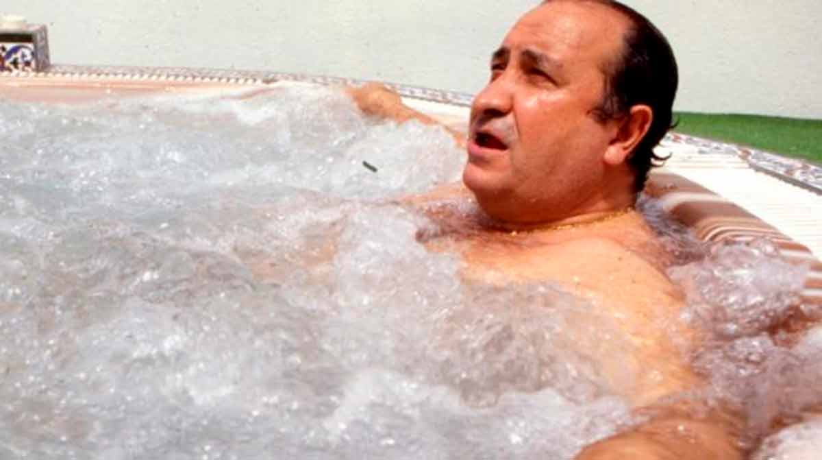 Jesús Gil jacuzzi