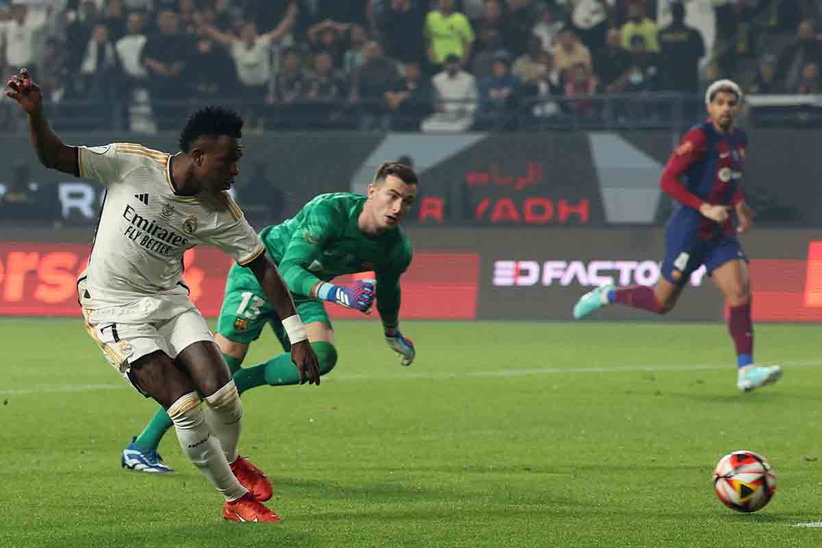 Vini primer gol Supercopa