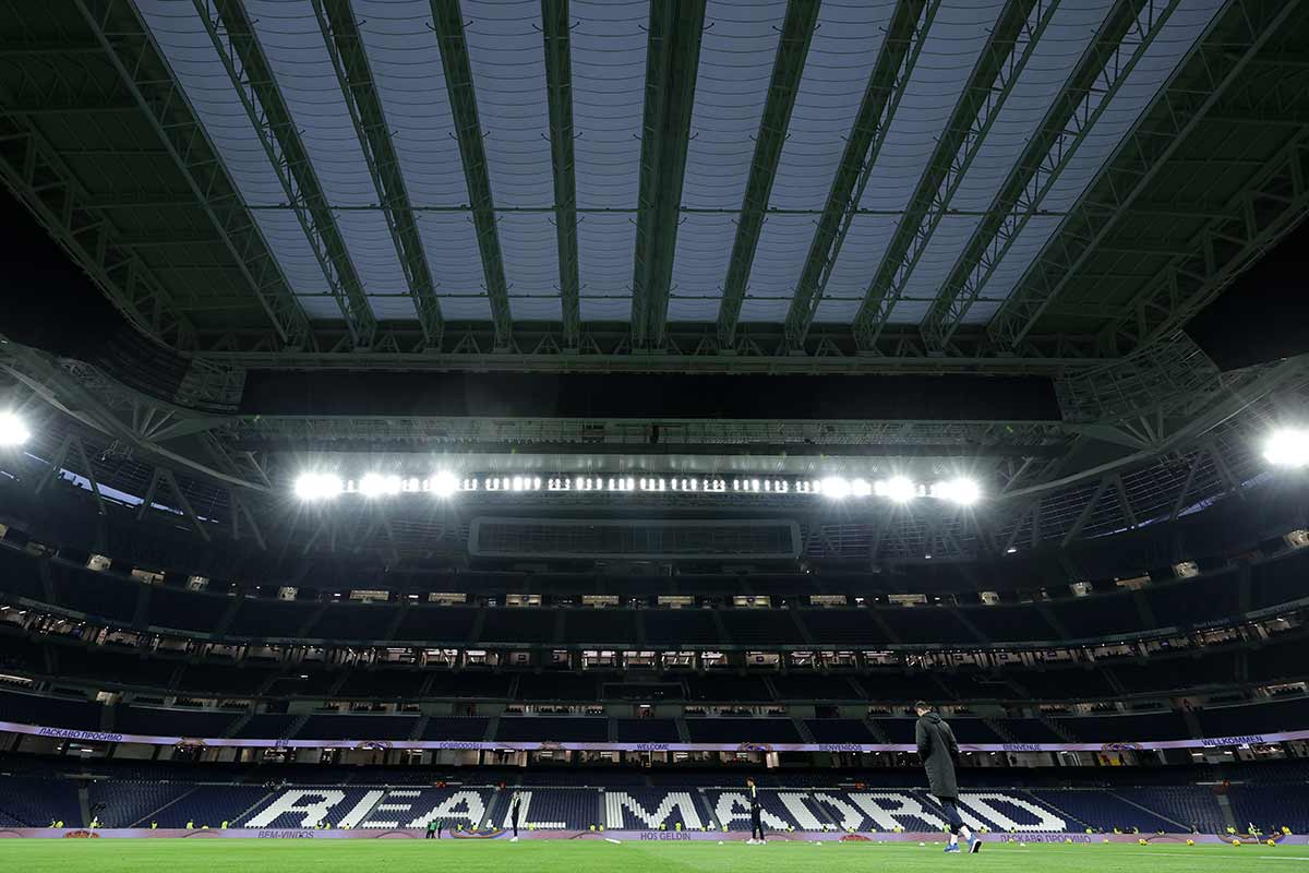 Bernabéu con la cubierta