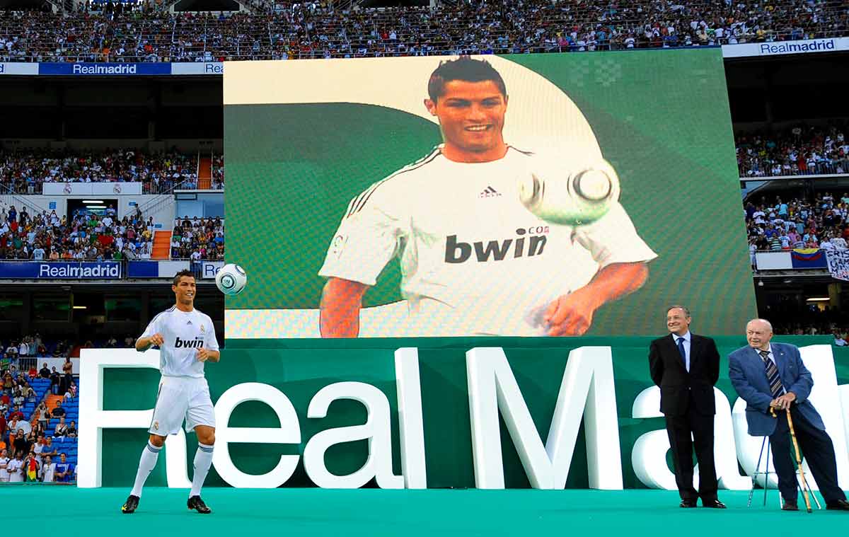 Presentación de Cristiano Ronaldo con el Real Madrid