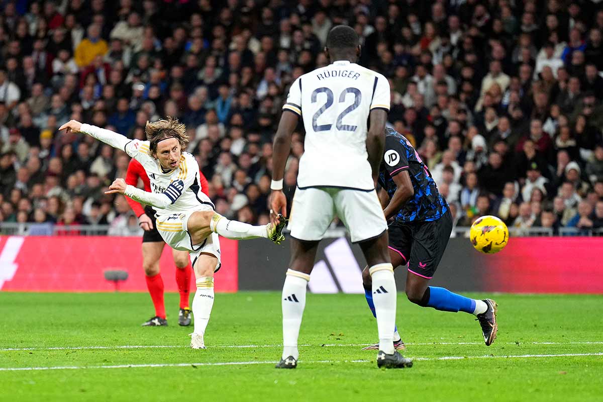 Gol de Modric frente al Sevilla