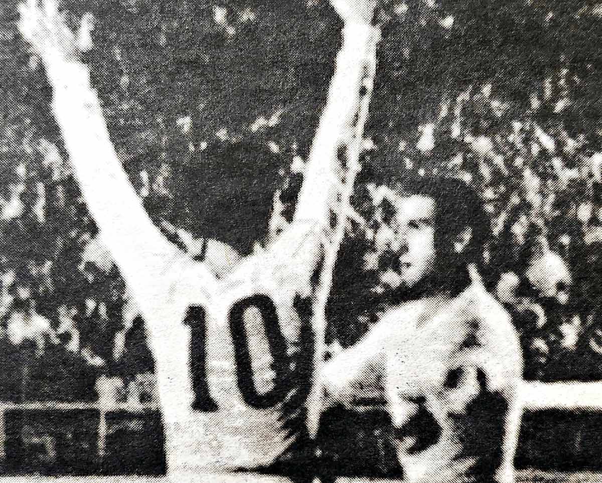 Media docena de goles de Puskas al Real Betis