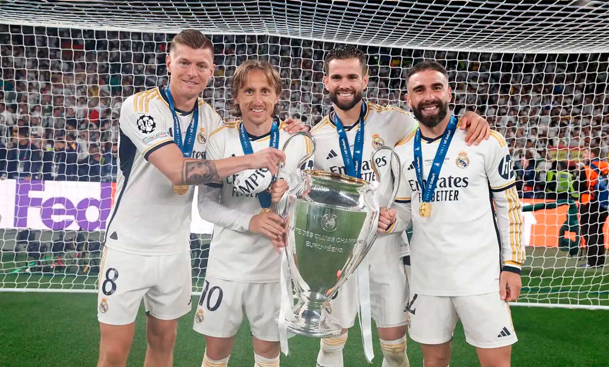 Héroes de la 15: Los 4 con 6