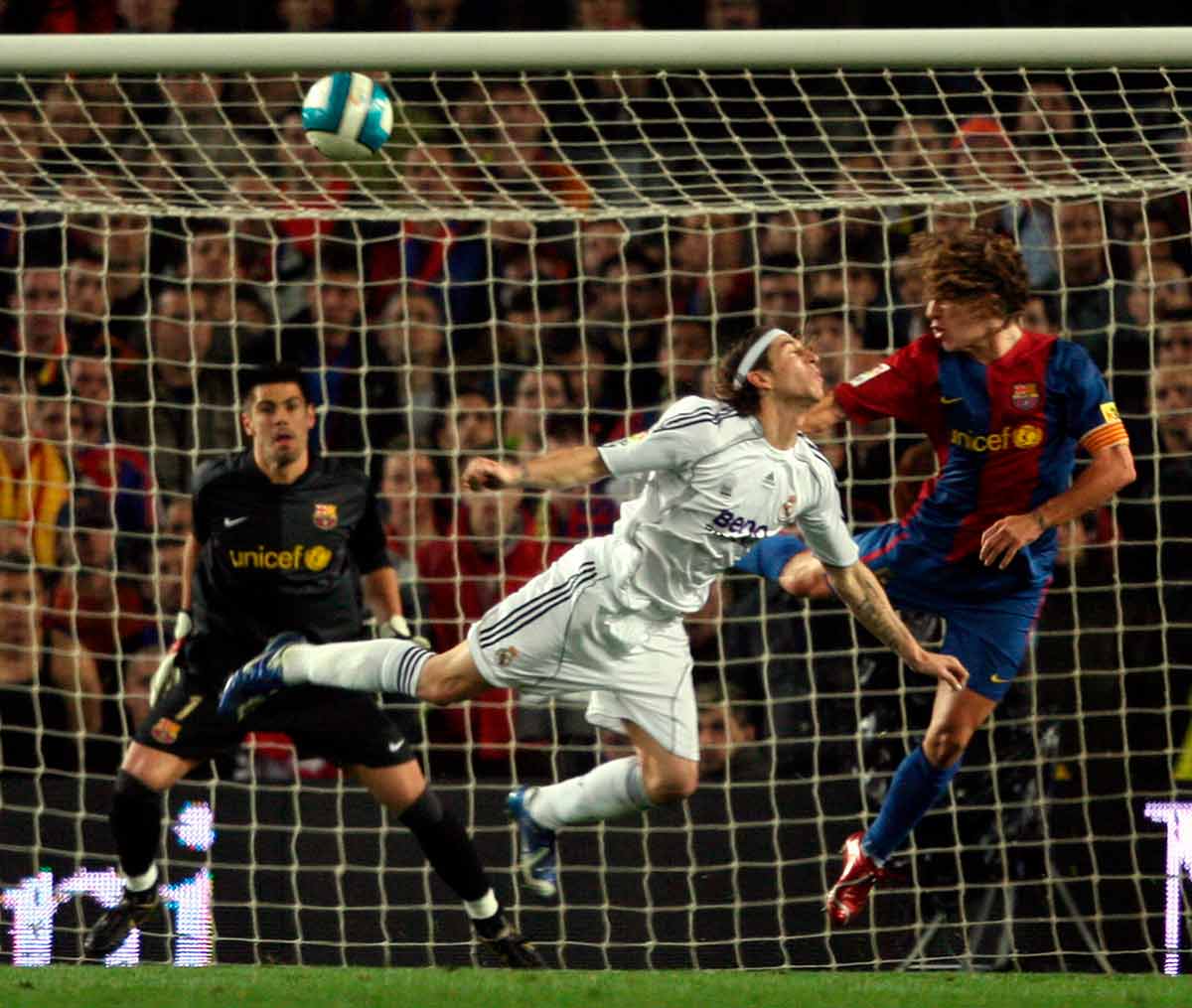 Gol de Ramos en el Camp Nou en 2007