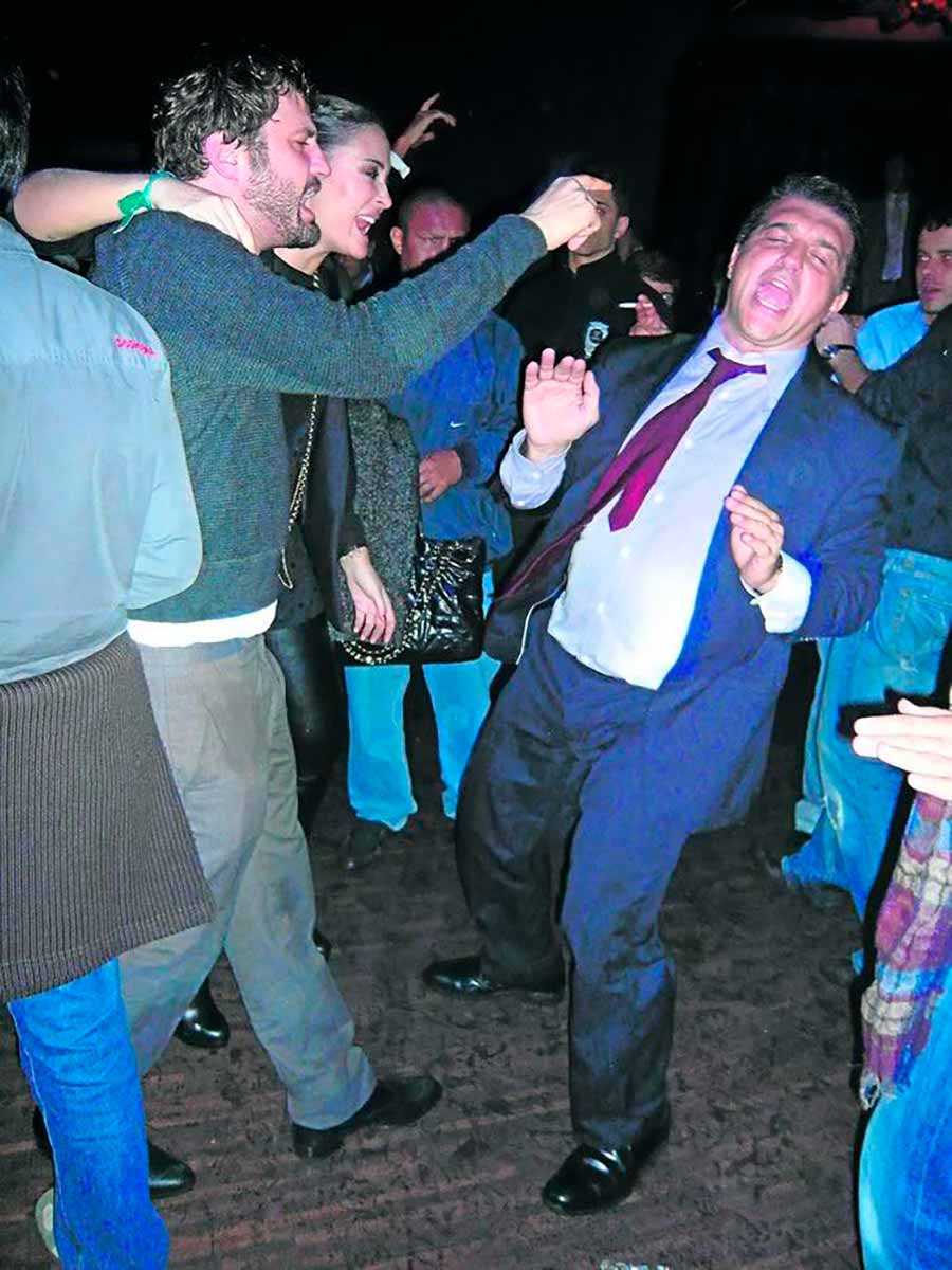 Laporta bailando