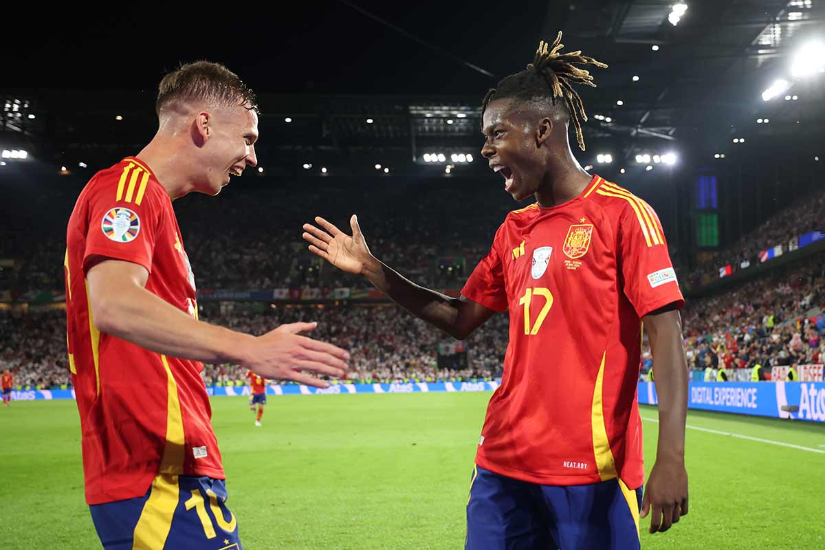 Dani Olmo y Nico Williams