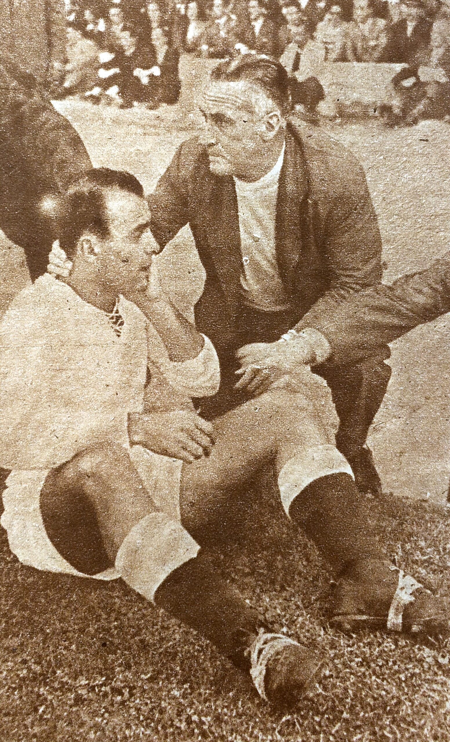 Scarone con el francés Hon