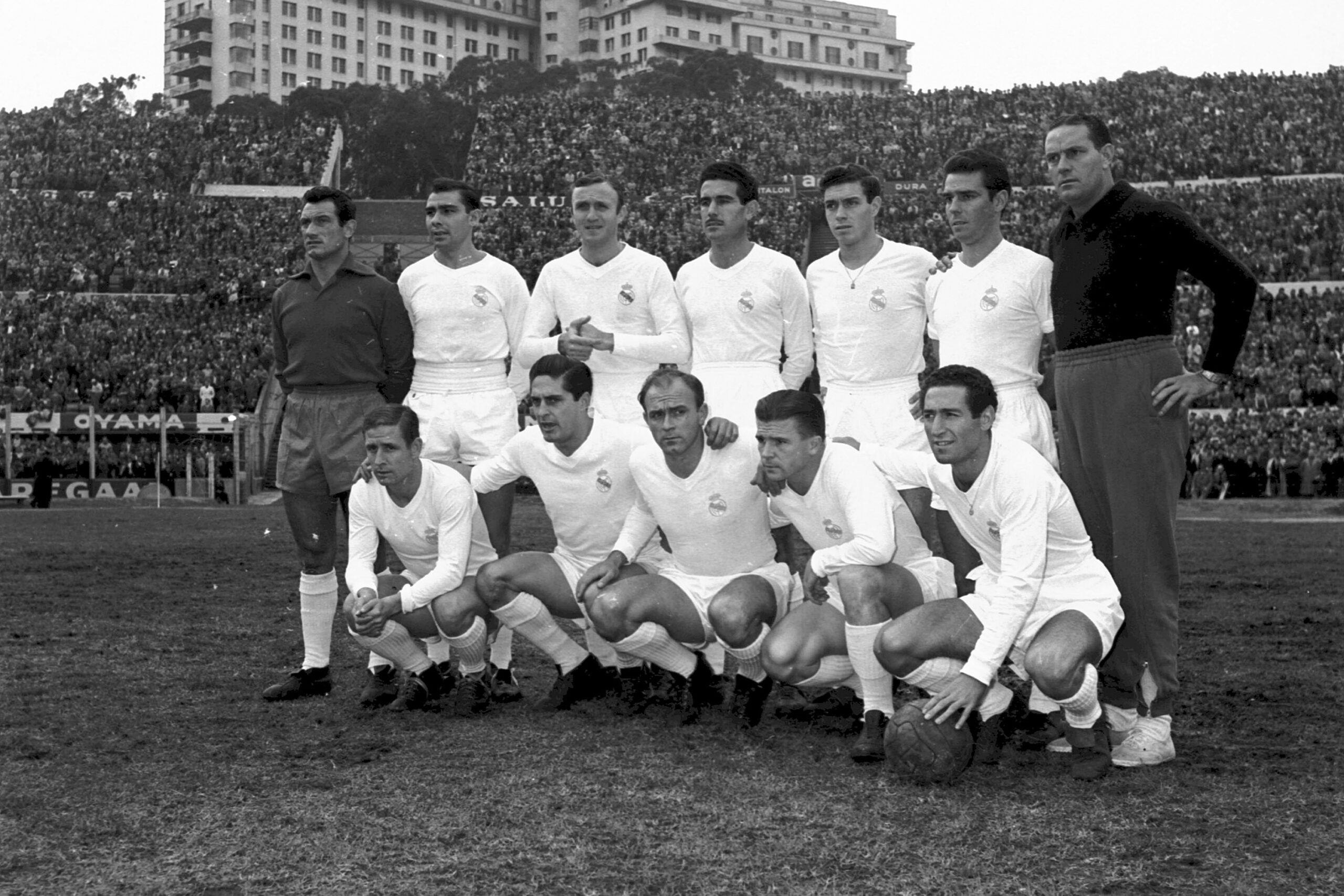 Carniglia con el equipo en el Metropolitano, 1958